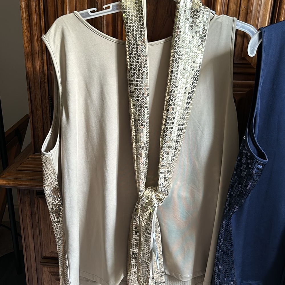 Joan Rivers sequin tops.Brand new Never worn.
$13 each or 2/$20 - Picture 11 of 16